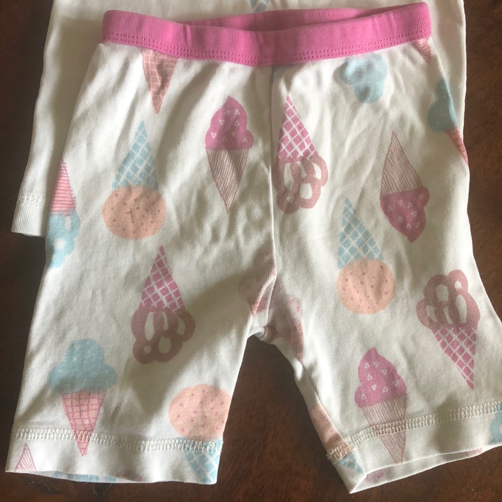 Tea Collection PJs size 4 - Picture 5 of 8